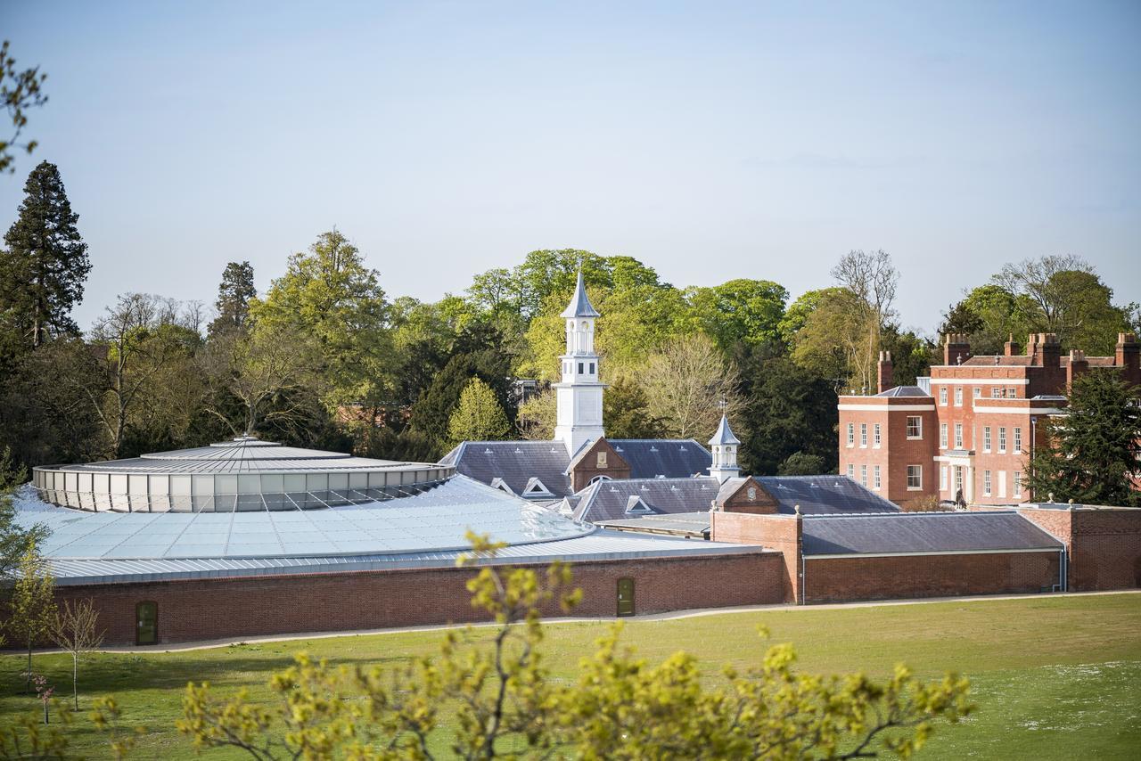 Hinxton Hall Hotel And Conference Centre Exterior photo
