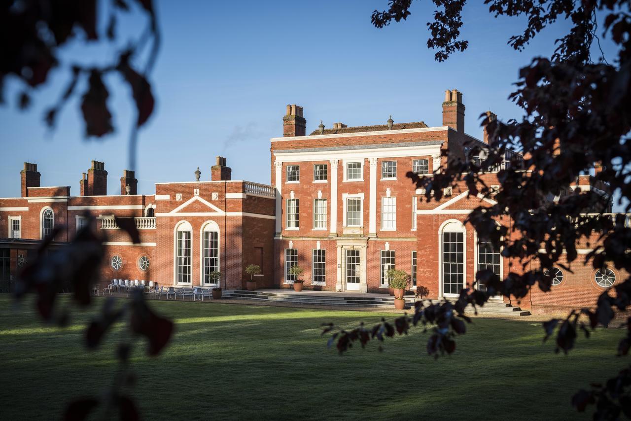 Hinxton Hall Hotel And Conference Centre Exterior photo